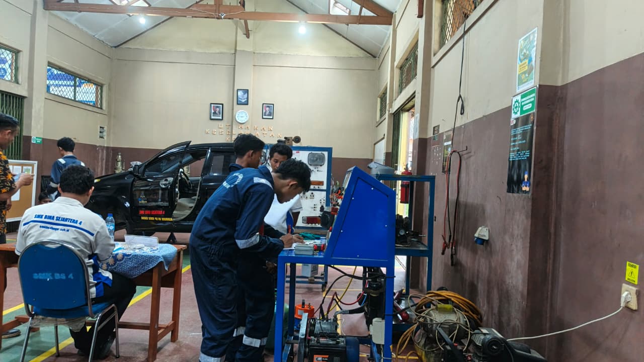 blogs tailwind section